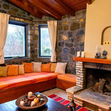 Дом отдыха Marianda's House - Mountain Views & Rustic Charm