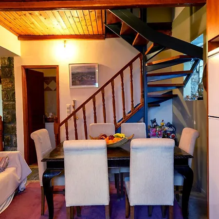 Marianda's House - Mountain Views & Rustic Charm Дом отдыха Tichio