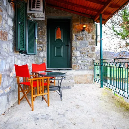Marianda's House - Mountain Views & Rustic Charm * Tichio